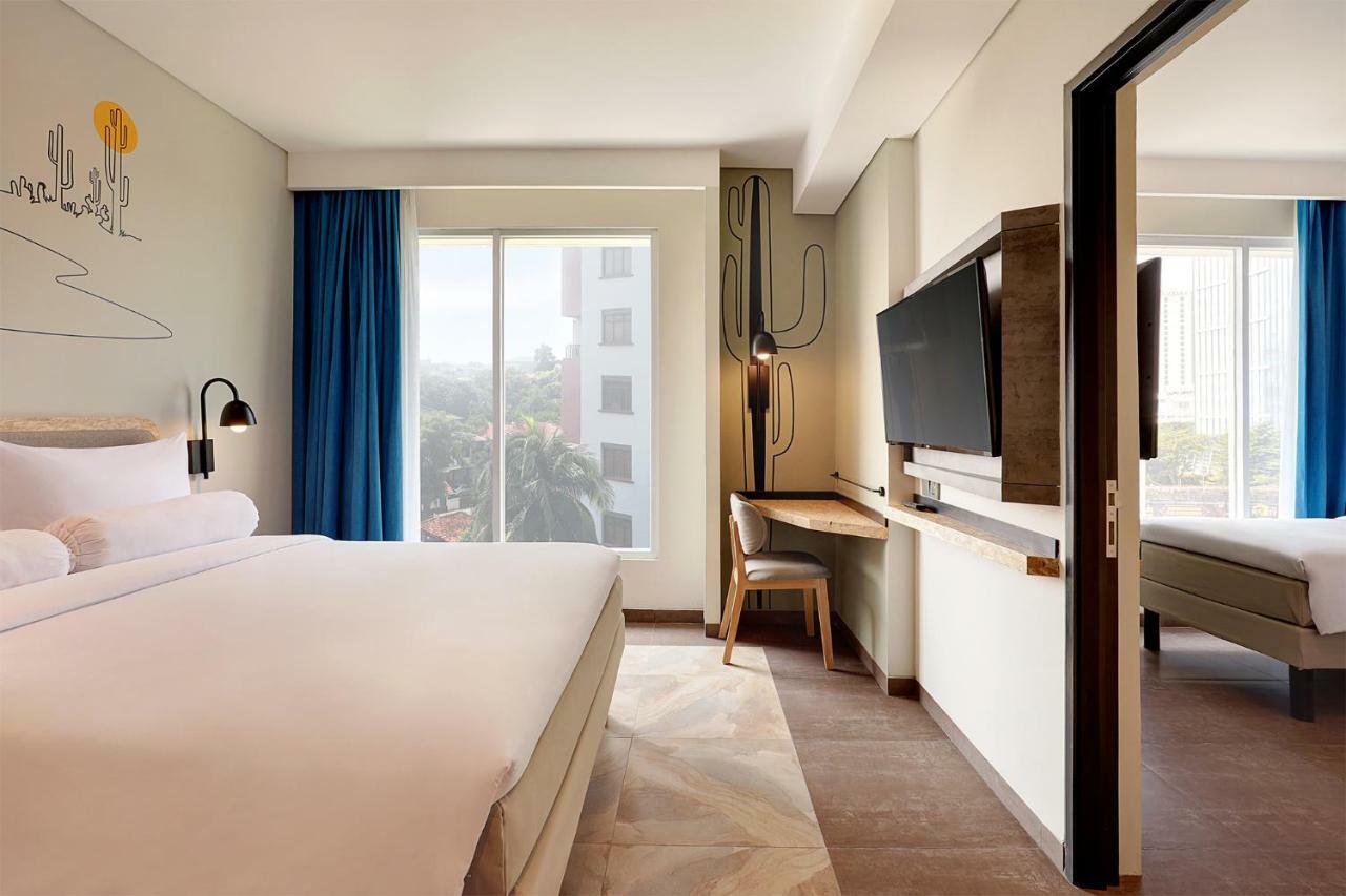 Ibis Styles Jakarta Simatupang Exterior photo